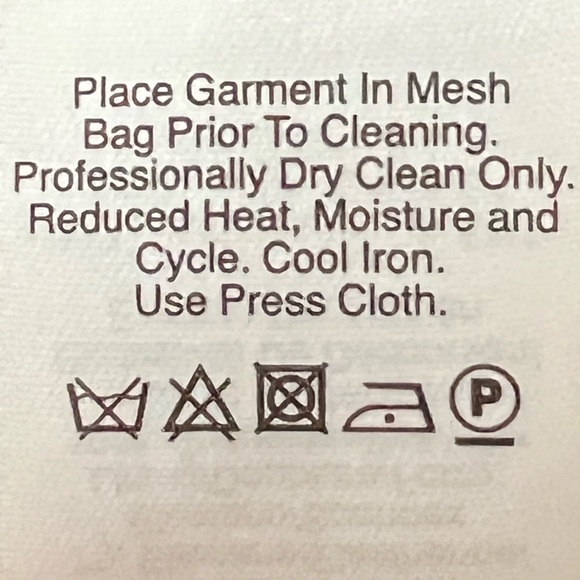 DKNY Black Rectangular Paillette Embellished Stretch Mini Skirt—NWT - Picture 12 of 14